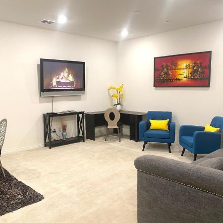 Private Lux Apartment In A New Community Fontana Ngoại thất bức ảnh